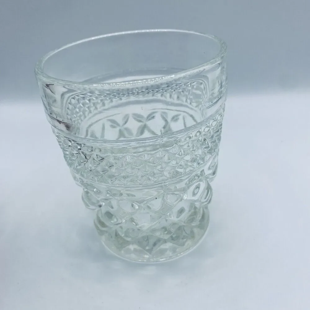 Clear Glass Tumbler w/Fan Diamond Pattern 3.75 In Tall x 3.25 “ Diameter